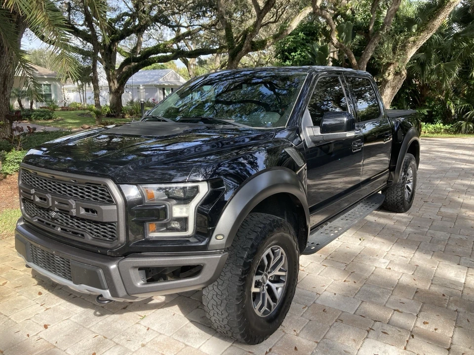 2017 Ford F-150 Raptor 13th Gen - Image 2 of 9