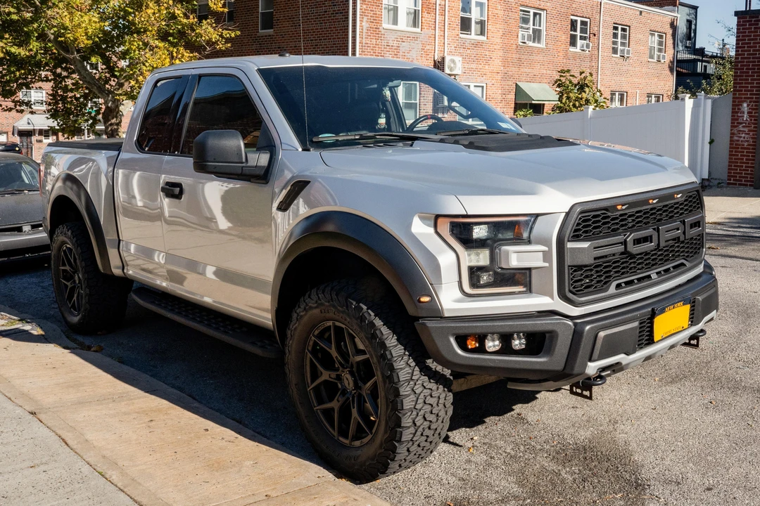 2017 Ford F-150 Raptor 13th Gen - Image 10 of 31