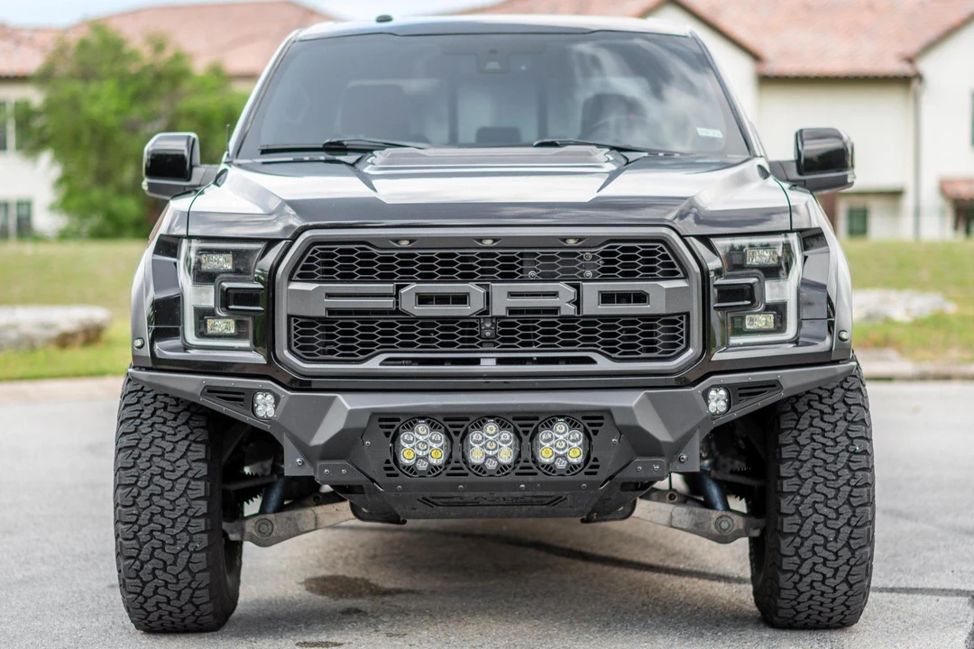 2017 Ford F-150 Raptor 13th Gen - Image 2 of 31