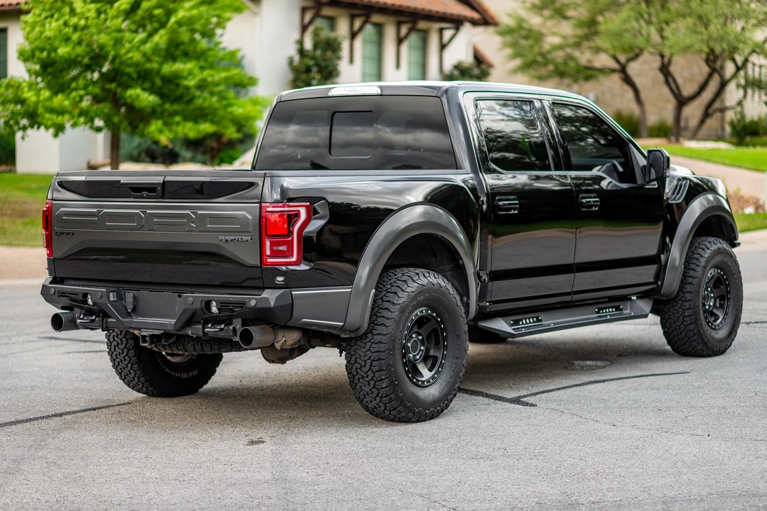 2017 Ford F-150 Raptor 13th Gen - Image 7 of 31
