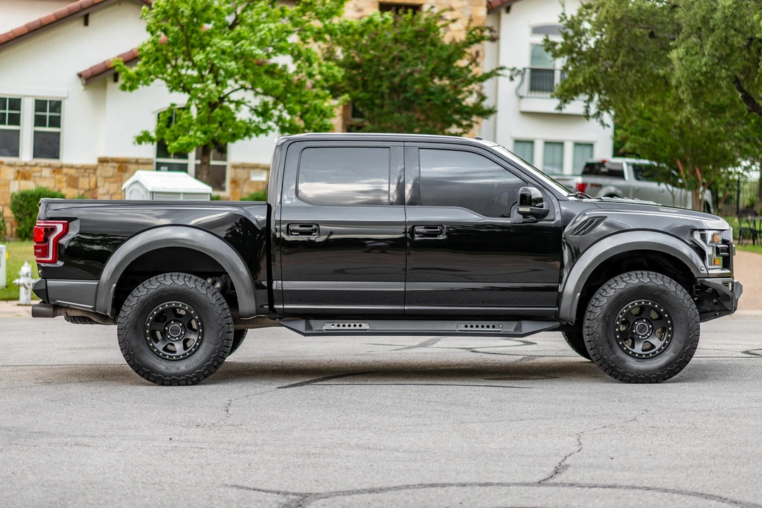 2017 Ford F-150 Raptor 13th Gen - Image 8 of 31