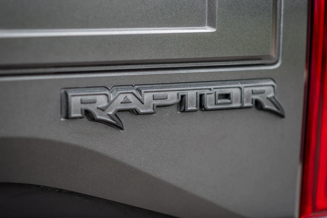 2017 Ford F-150 Raptor 13th Gen - Image 17 of 31