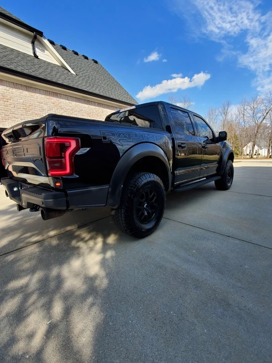 2017 Ford F-150 Raptor 13th Gen - Image 22 of 31