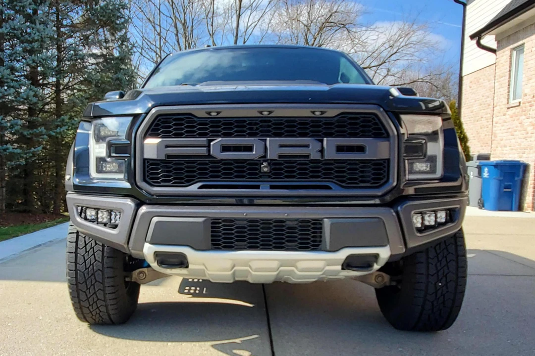 2017 Ford F-150 Raptor 13th Gen - Image 27 of 31