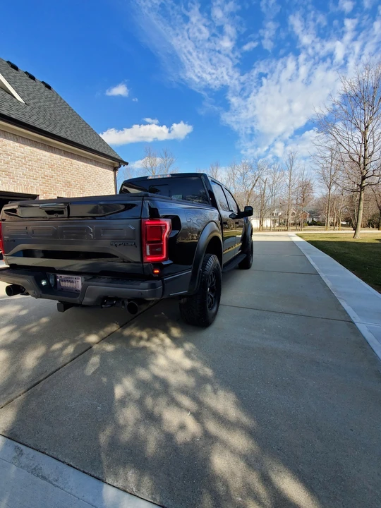 2017 Ford F-150 Raptor 13th Gen - Image 20 of 31