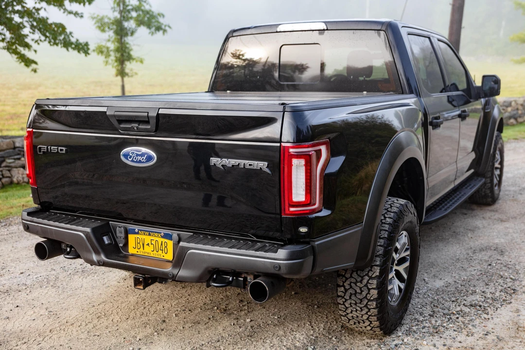 2017 Ford F-150 Raptor 13th Gen - Image 4 of 31