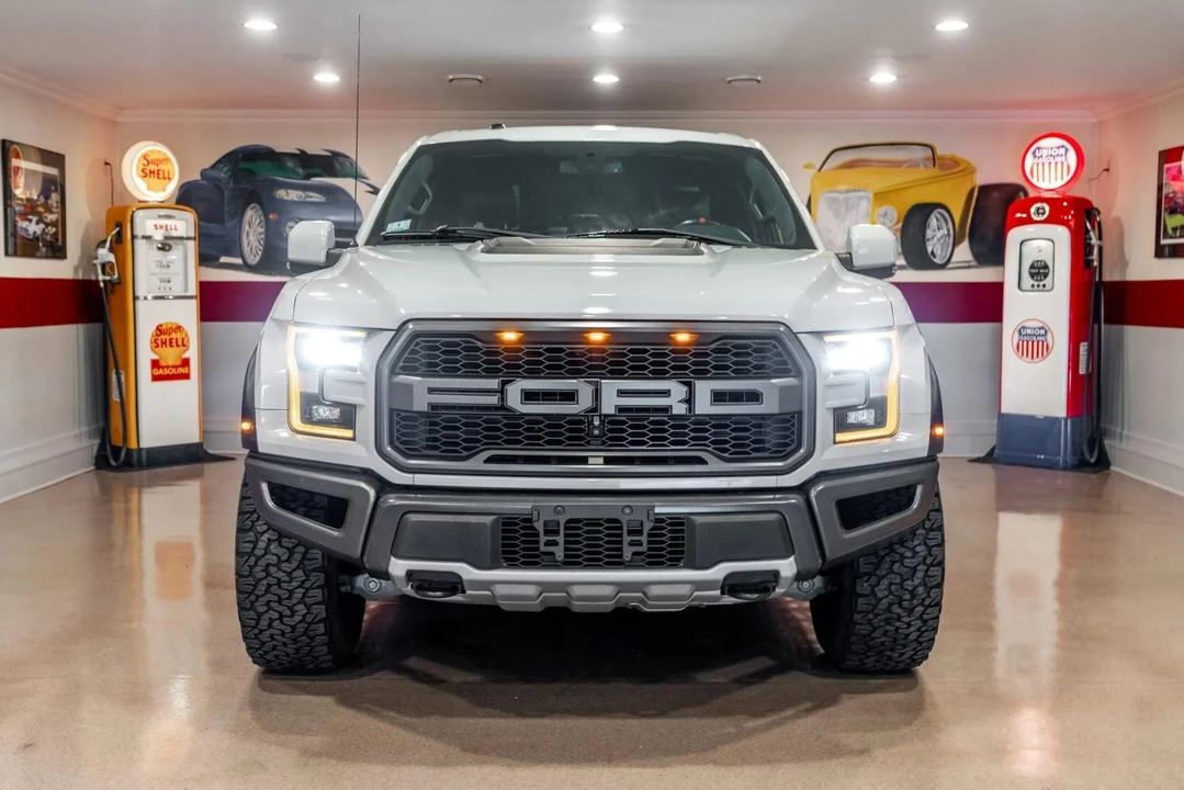 2017 Ford F-150 Raptor 12th Gen - Image 6 of 31