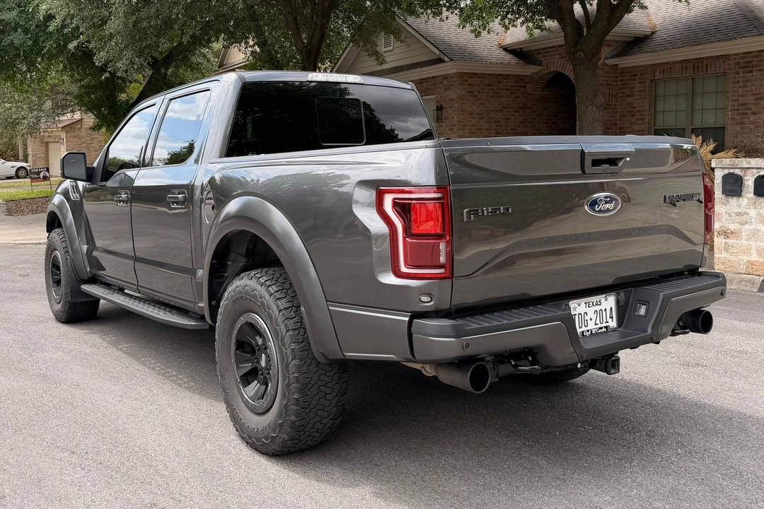 2017 Ford F-150 Raptor 13th Gen - Image 4 of 31