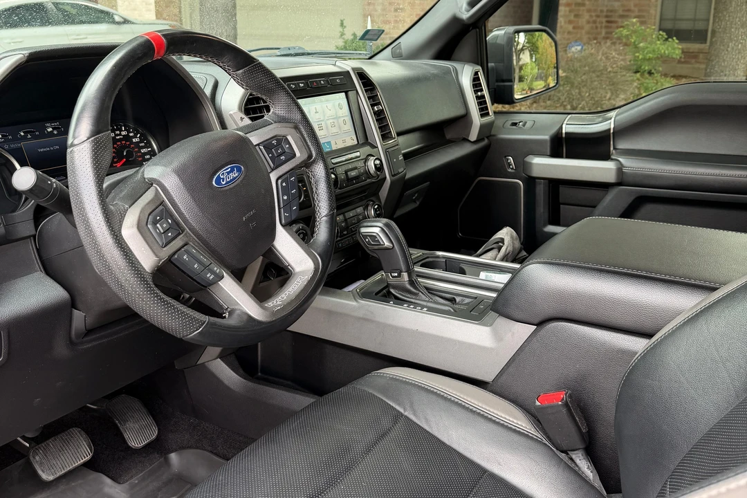 2017 Ford F-150 Raptor 13th Gen - Image 17 of 31