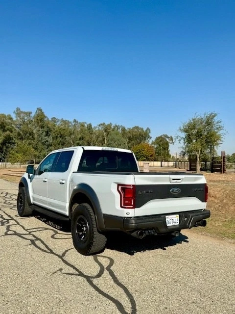 2017 Ford F-150 Raptor 13th Gen - Image 4 of 21