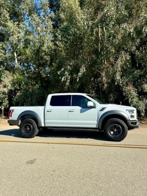 2017 Ford F-150 Raptor 13th Gen - Image 2 of 21