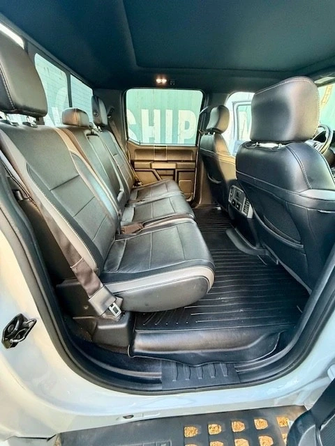 2017 Ford F-150 Raptor 13th Gen - Image 20 of 21