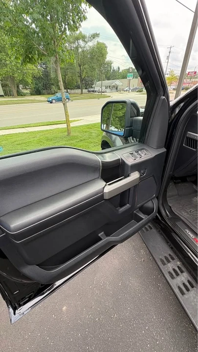 2017 Ford F-150 Raptor 13th Gen - Image 9 of 20
