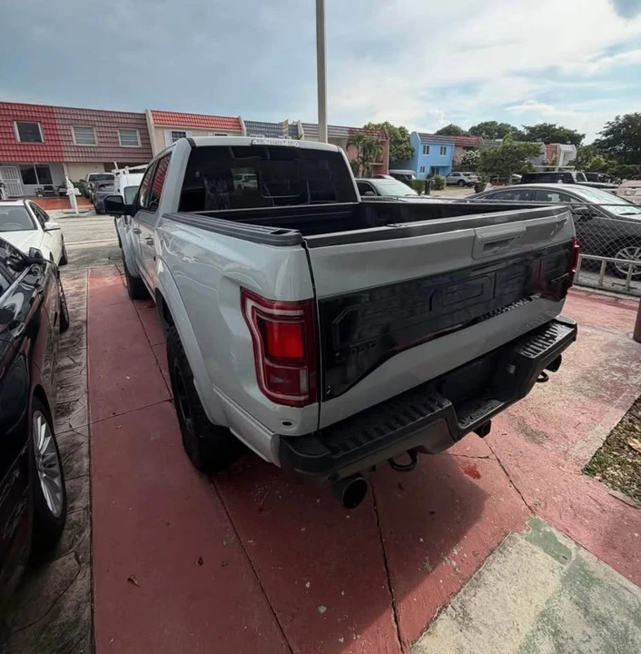 2017 Ford F-150 Raptor 13th Gen - Image 4 of 11