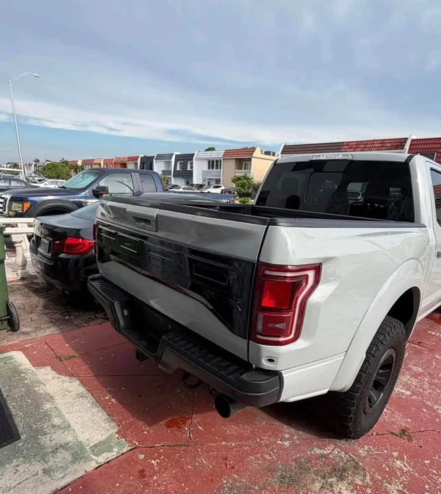 2017 Ford F-150 Raptor 13th Gen - Image 3 of 11