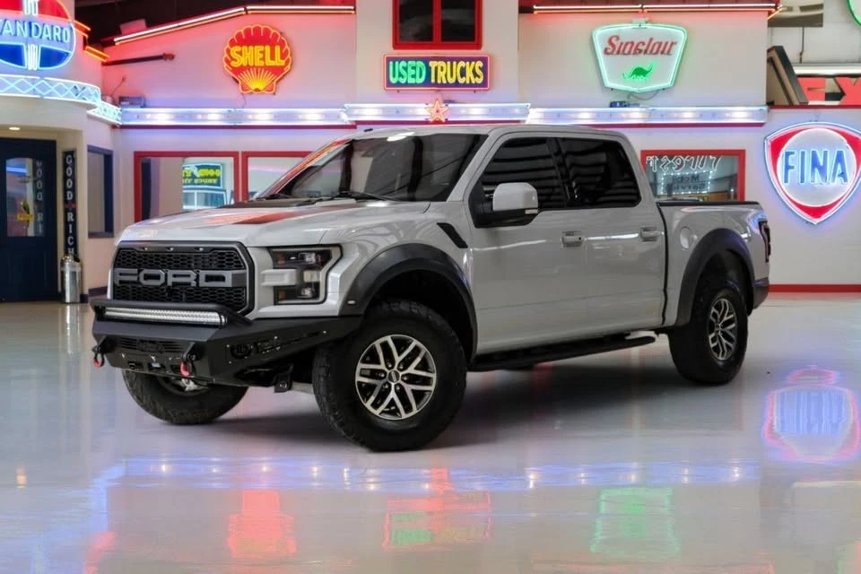2017 Ford F-150 Raptor 13th Gen - Image 2 of 20