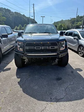 2017 Ford F-150 Raptor Pickup 4D 5 1/2 ft