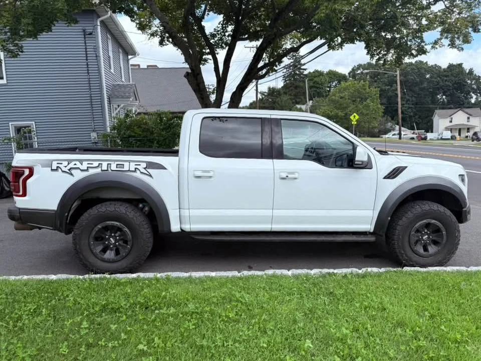 2017 Ford F-150 Raptor 13th Gen - Image 13 of 14