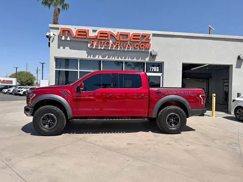 2017 Ford F-150 Raptor Pickup 4D 5 1/2 ft