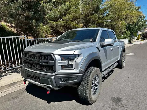 2017 Ford F-150 Raptor Pickup 4D 5 1/2 ft