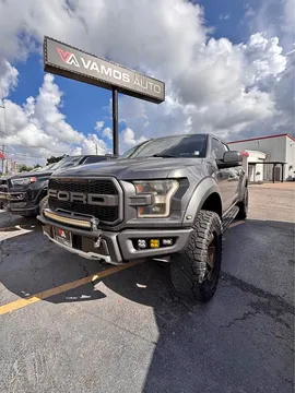 2017 Ford F-150 Raptor Pickup 4D 5 1/2 ft