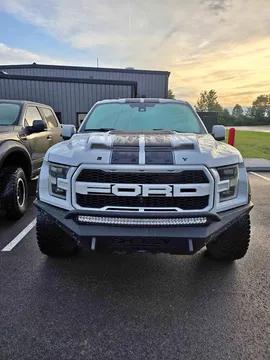 2017 Ford F-150 Raptor Pickup 4D 5 1/2 ft