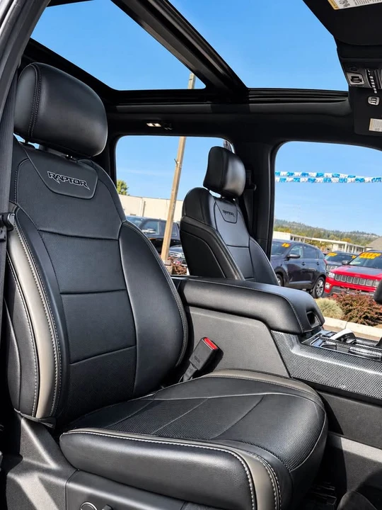 2017 Ford F-150 Raptor 13th Gen - Image 7 of 20