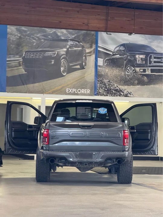 2017 Ford F-150 Raptor 13th Gen - Image 15 of 20
