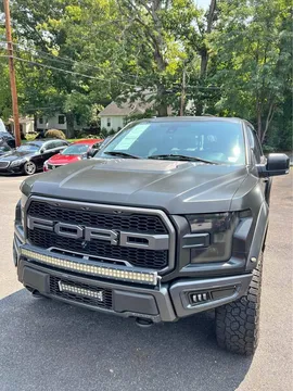 2017 Ford F-150 Raptor SuperCrew 4WD