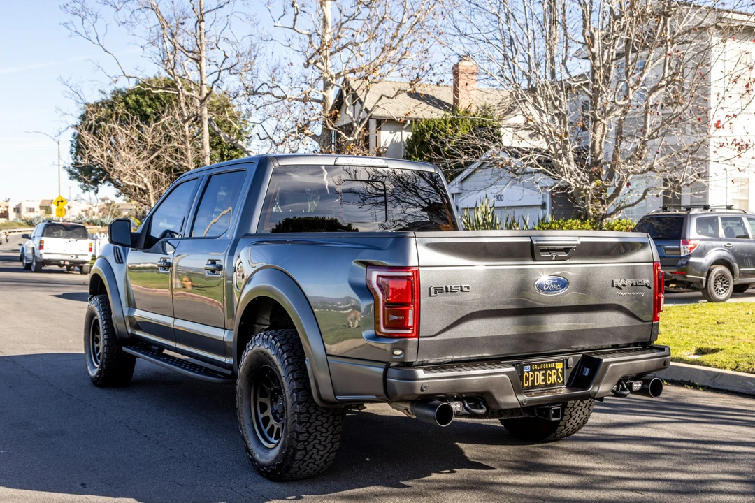 2017 Ford F-150 Raptor 13th Gen - Image 4 of 31