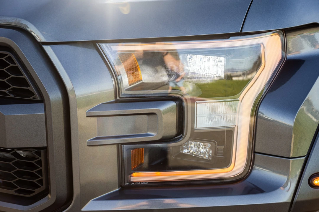 2017 Ford F-150 Raptor 13th Gen - Image 19 of 31