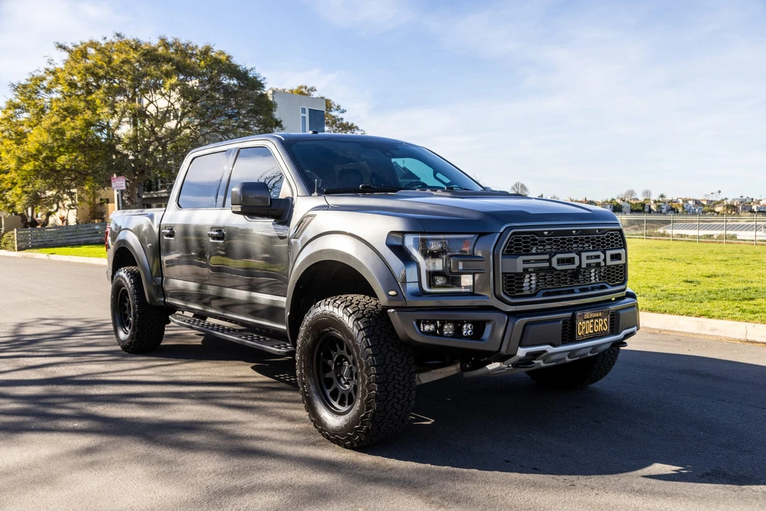 2017 Ford F-150 Raptor 13th Gen - Image 9 of 31