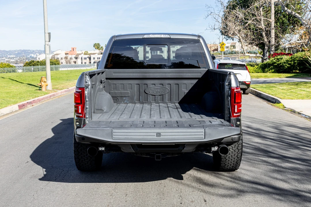 2017 Ford F-150 Raptor 13th Gen - Image 14 of 31
