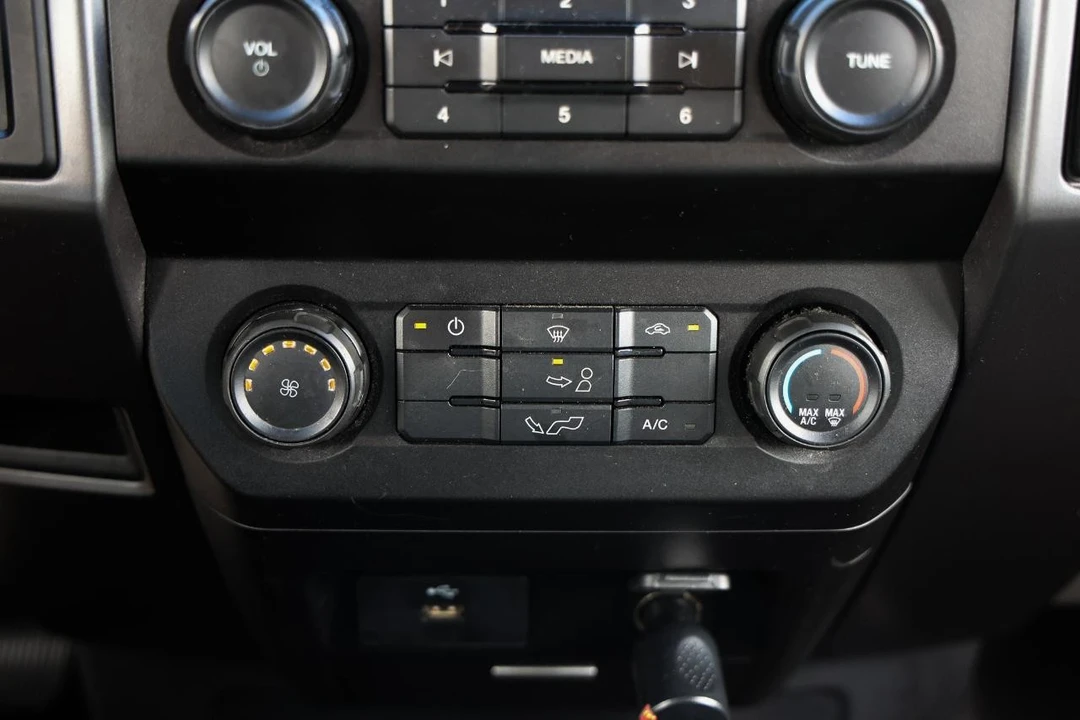 2017 Ford F-150 13th Gen - Image 29 of 31