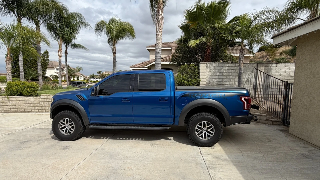 2017 Ford F-150 Raptor 13th Gen - Image 3 of 5