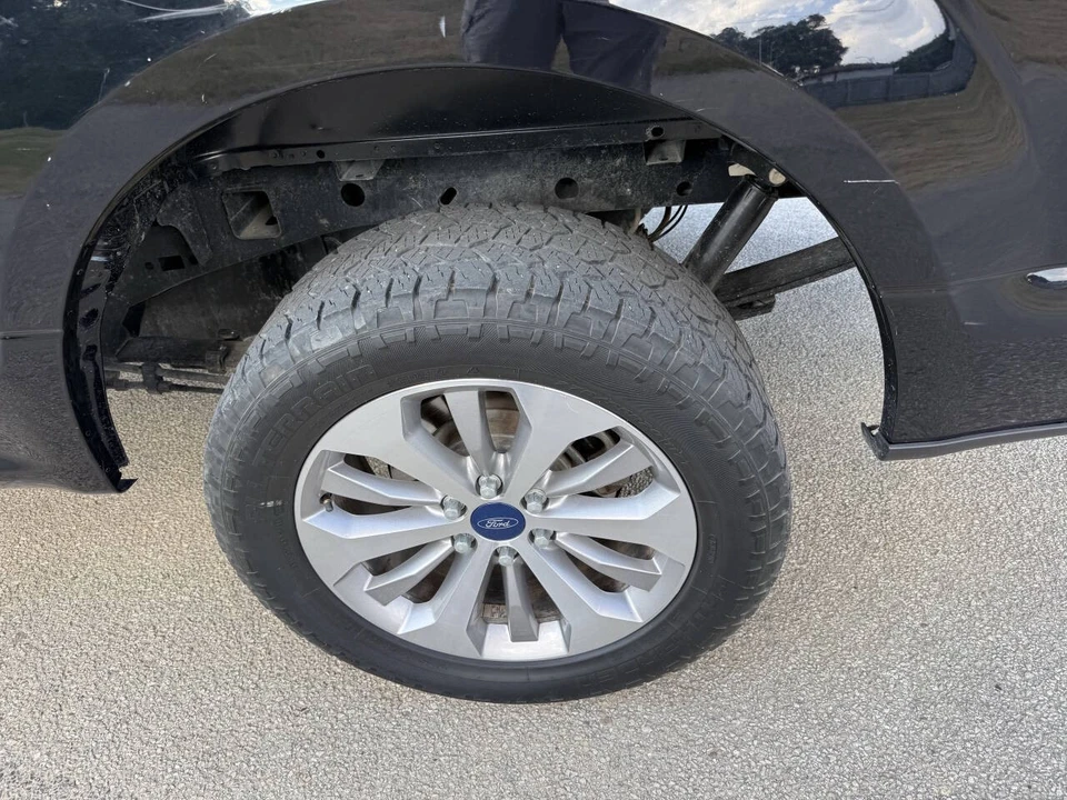 2017 Ford F-150 13th Gen - Image 14 of 31