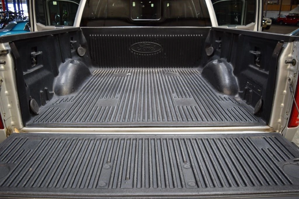 2017 Ford F-150 13th Gen - Image 14 of 21