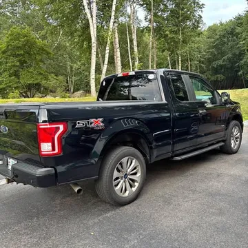 2017 Ford F-150 XLT STX