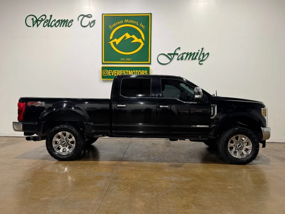2017 Ford Super Duty 3rd Gen - Image 2 of 12