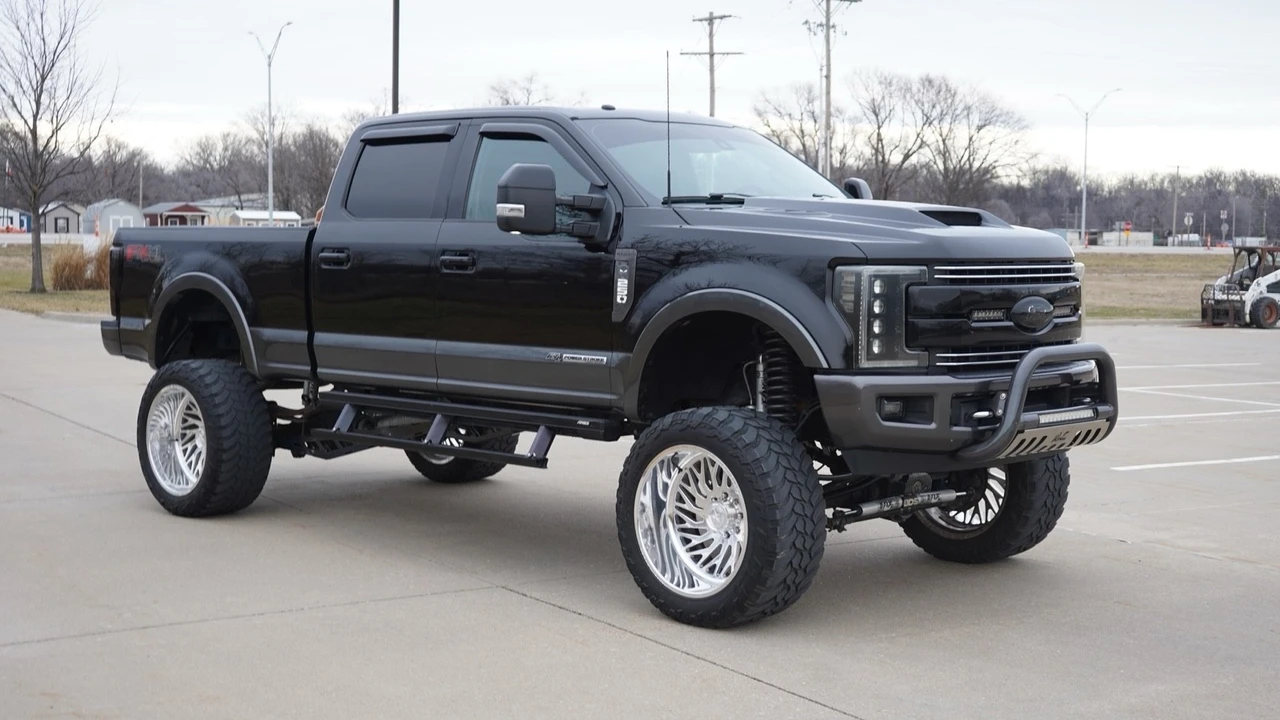 2017 Ford Super Duty 4th Gen - Image 7 of 21