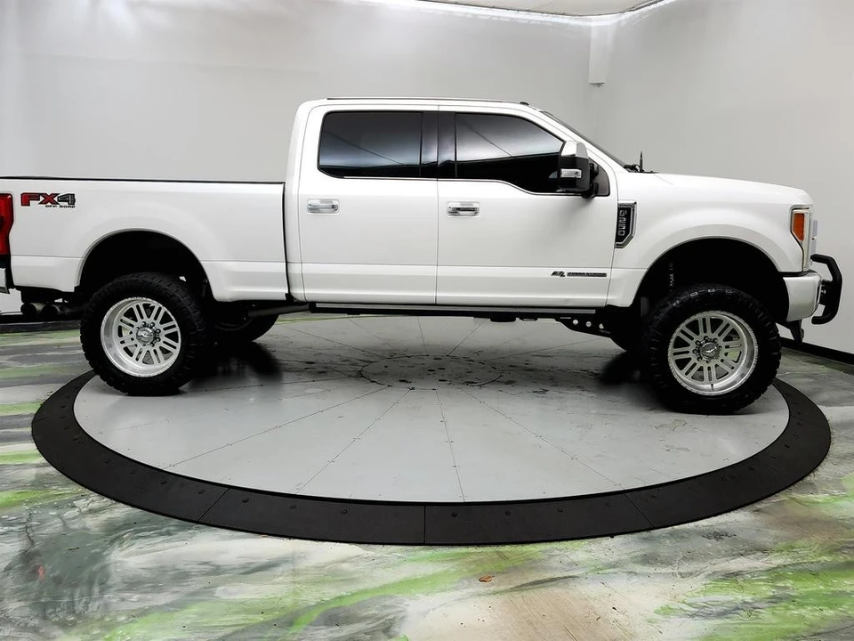 2017 Ford Super Duty 4th Gen - Image 4 of 12