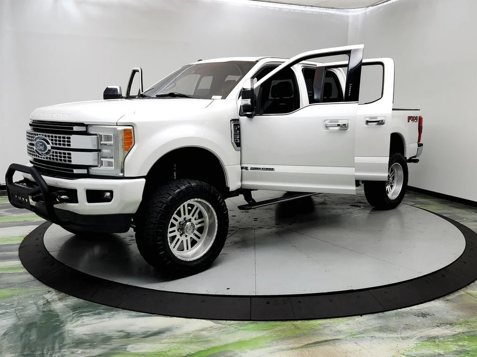 2017 Ford Super Duty 4th Gen - Image 9 of 12