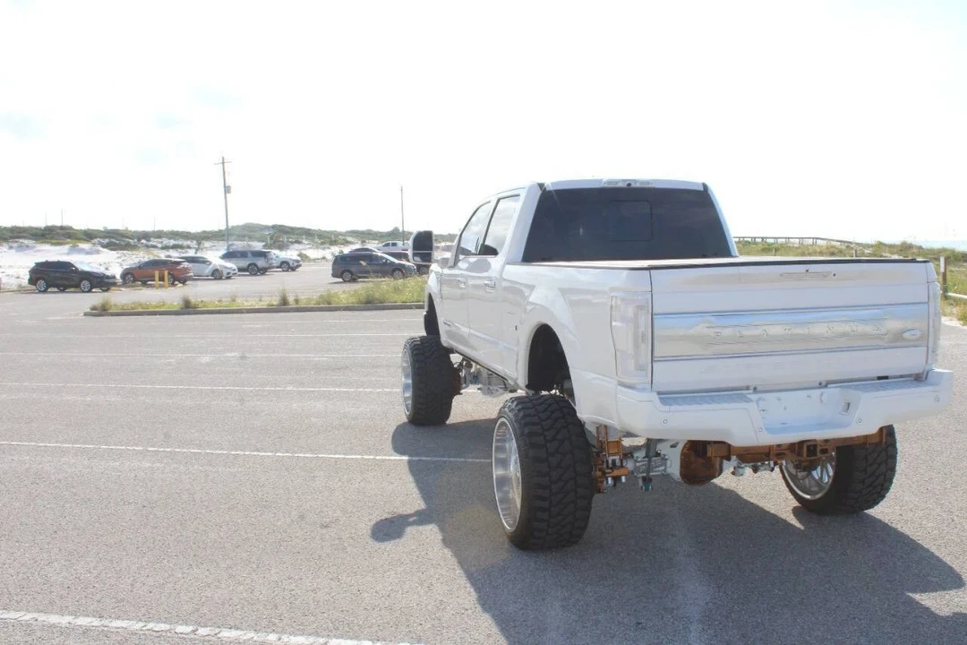 2017 Ford Super Duty 4th Gen - Image 16 of 21