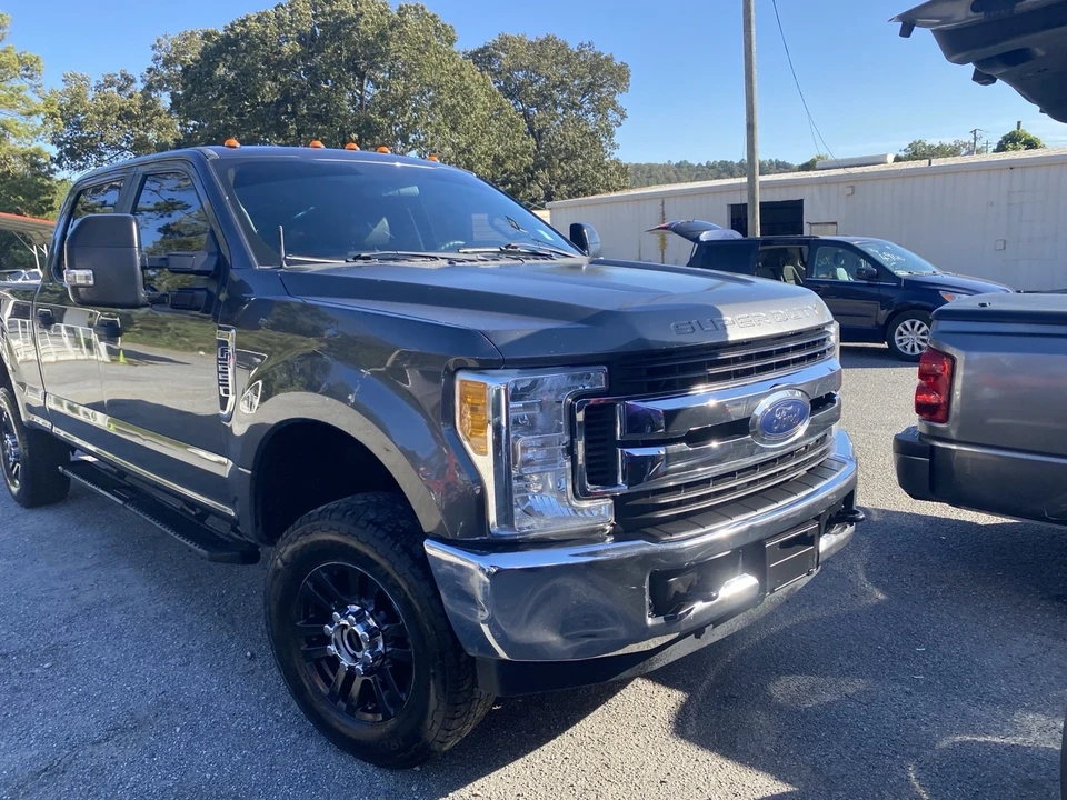 2017 Ford Super Duty 4th Gen - Image 3 of 15
