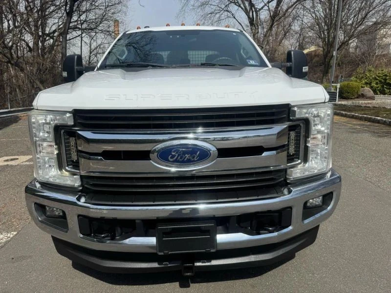 2017 Ford Super Duty 4th Gen - Image 2 of 12