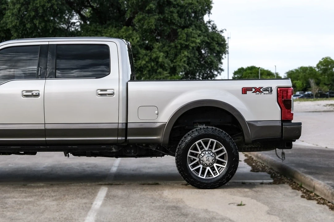 2017 Ford Super Duty 4th Gen - Image 17 of 21