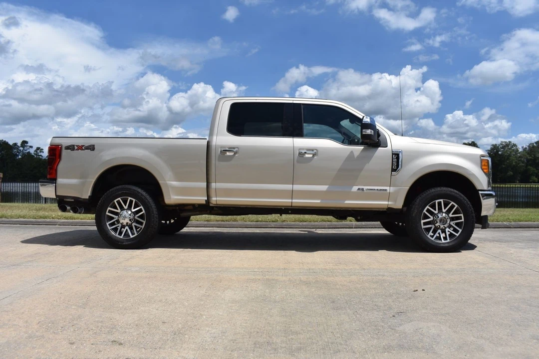 2017 Ford Super Duty 4th Gen - Image 3 of 20