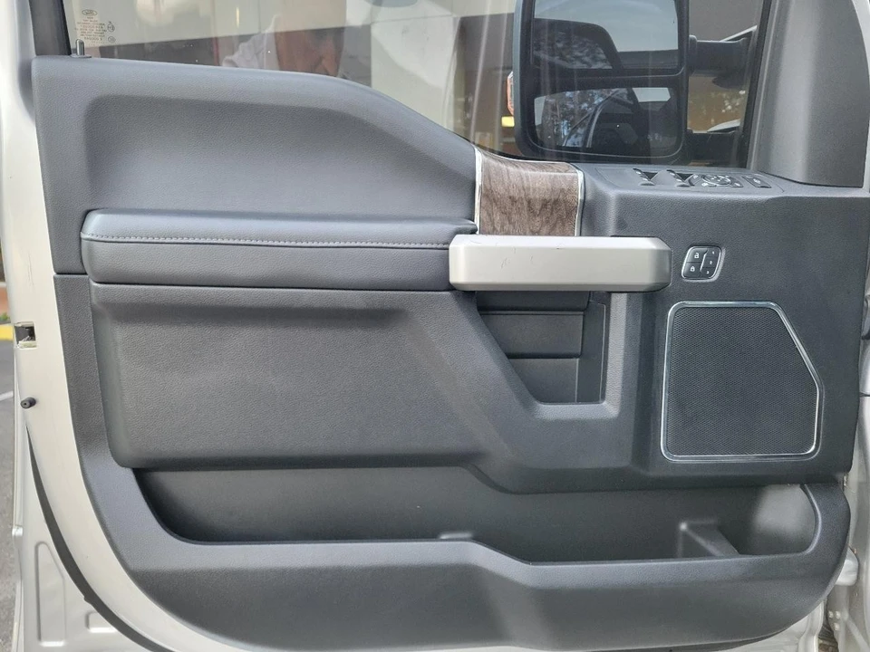 2017 Ford Super Duty 4th Gen - Image 19 of 21