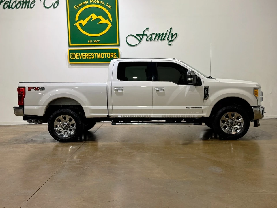 2017 Ford Super Duty 4th Gen - Image 2 of 12
