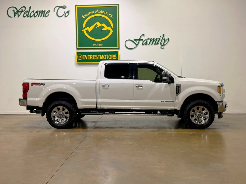 2017 Ford Super Duty 4th Gen - Image 2 of 12